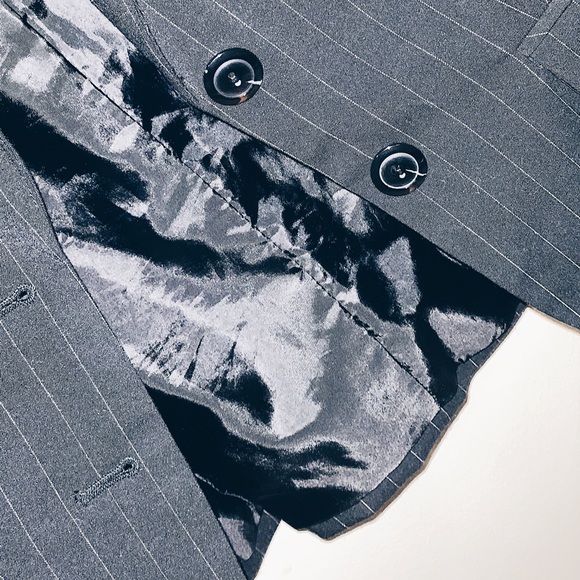 Black with White Stripes Padded Shoulder Blazer - Picture 5 of 5